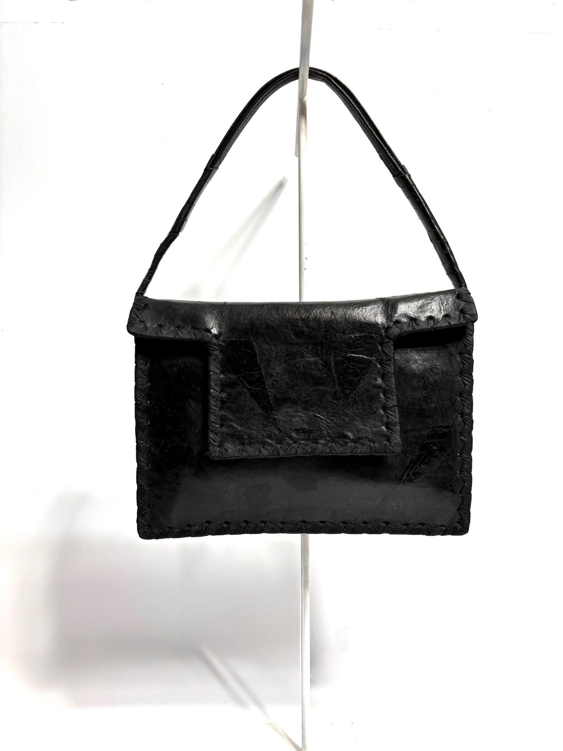 Art déco Vintage black small leather handbag