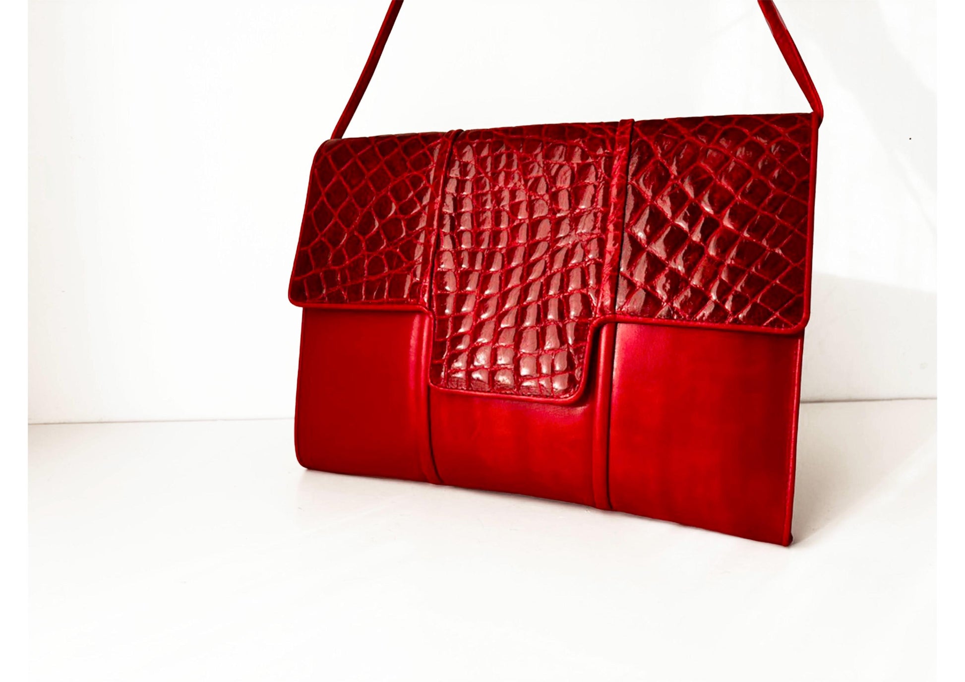 1980's, Silvano Biagini Shoulder clutch in red croc & Nappa leather