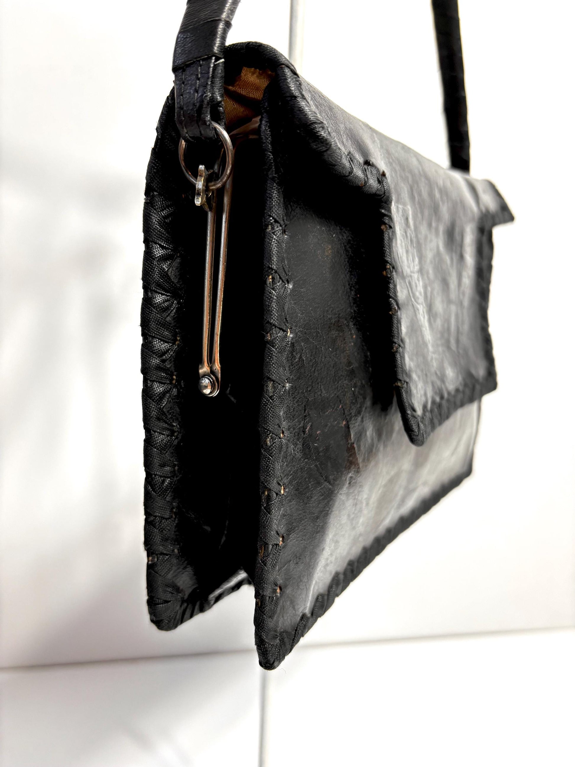 Art déco Vintage black small leather handbag