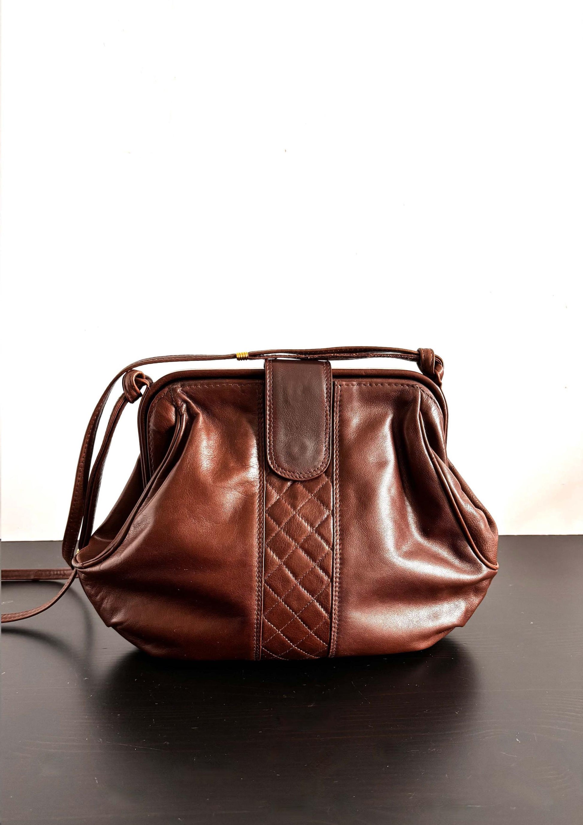 Louise Fontaine- Soft leather brown shoulder bag