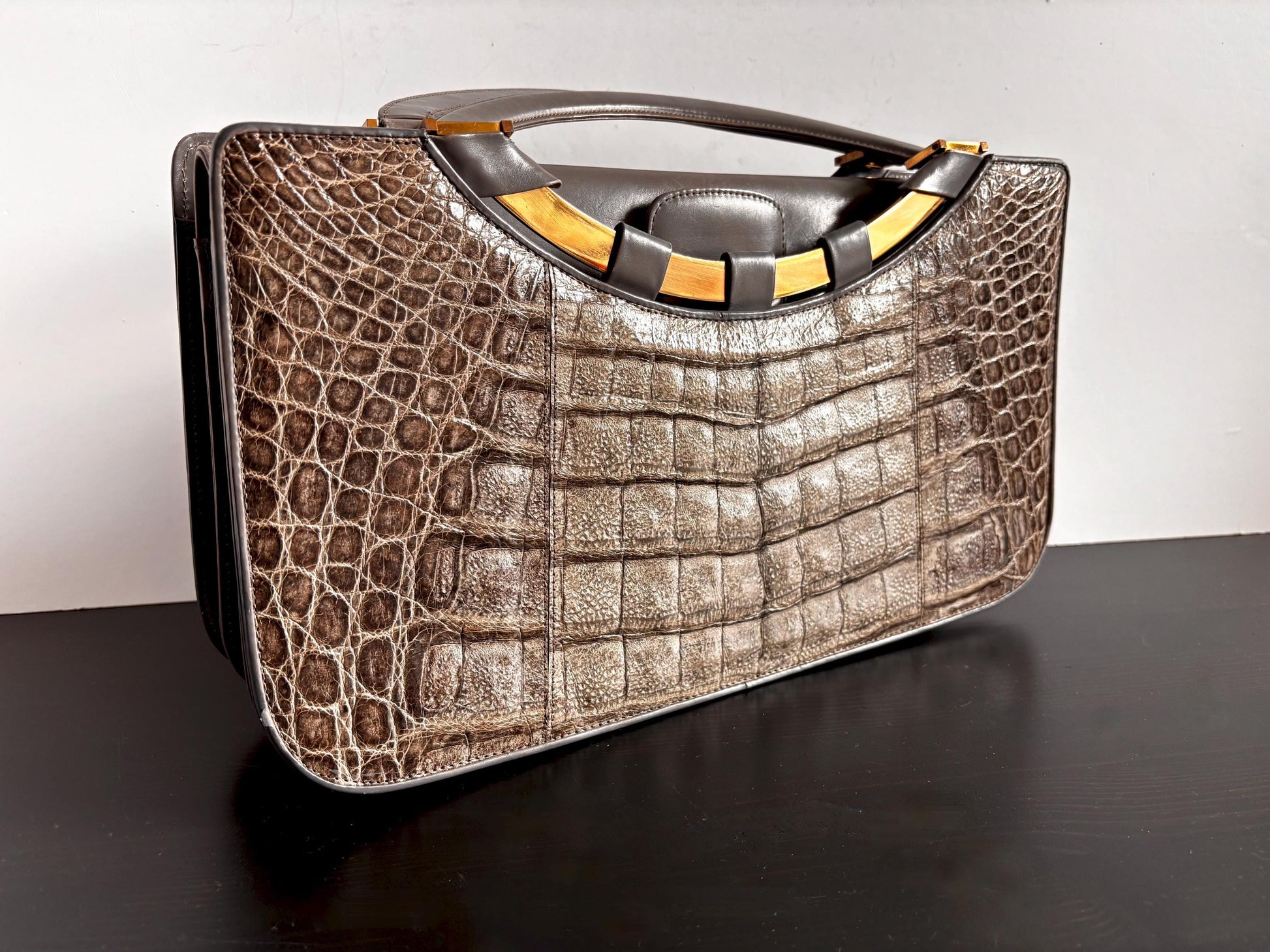 70's , Comtesse grey croc handbag in excellent condition