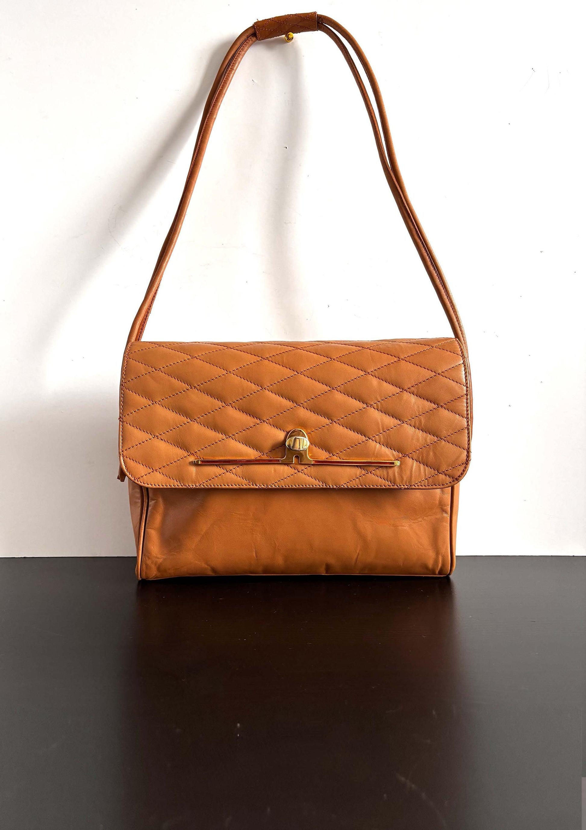Aries Mexico, vintage tan quilted flap bag