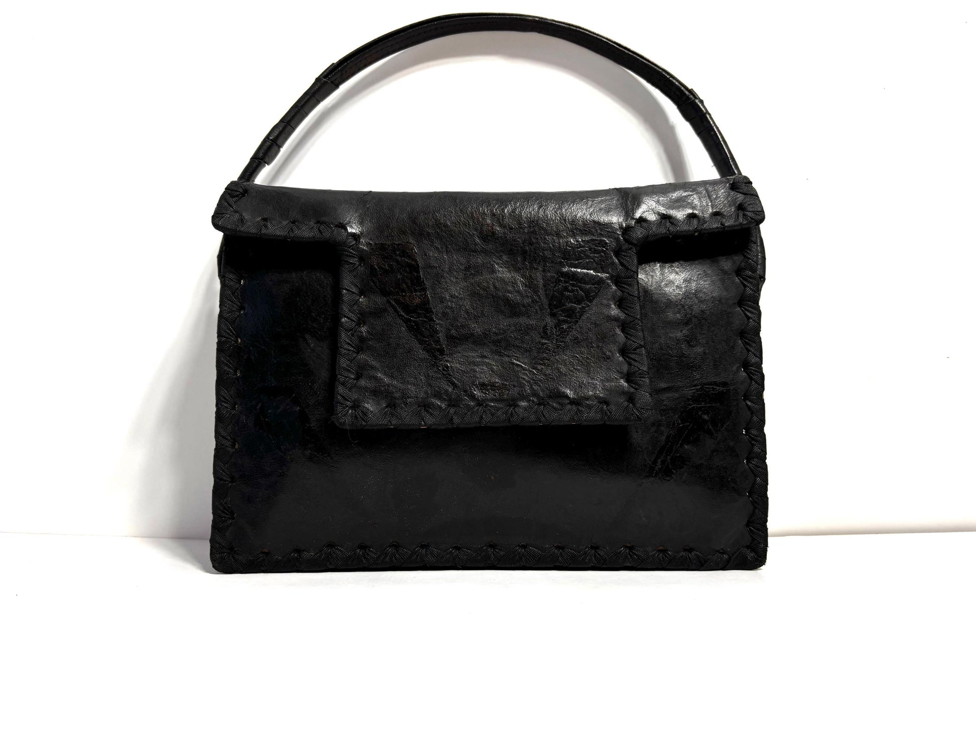 Art déco Vintage black small leather handbag