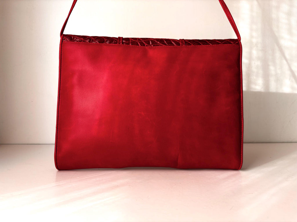 1980's, Silvano Biagini Shoulder clutch in red croc & Nappa leather