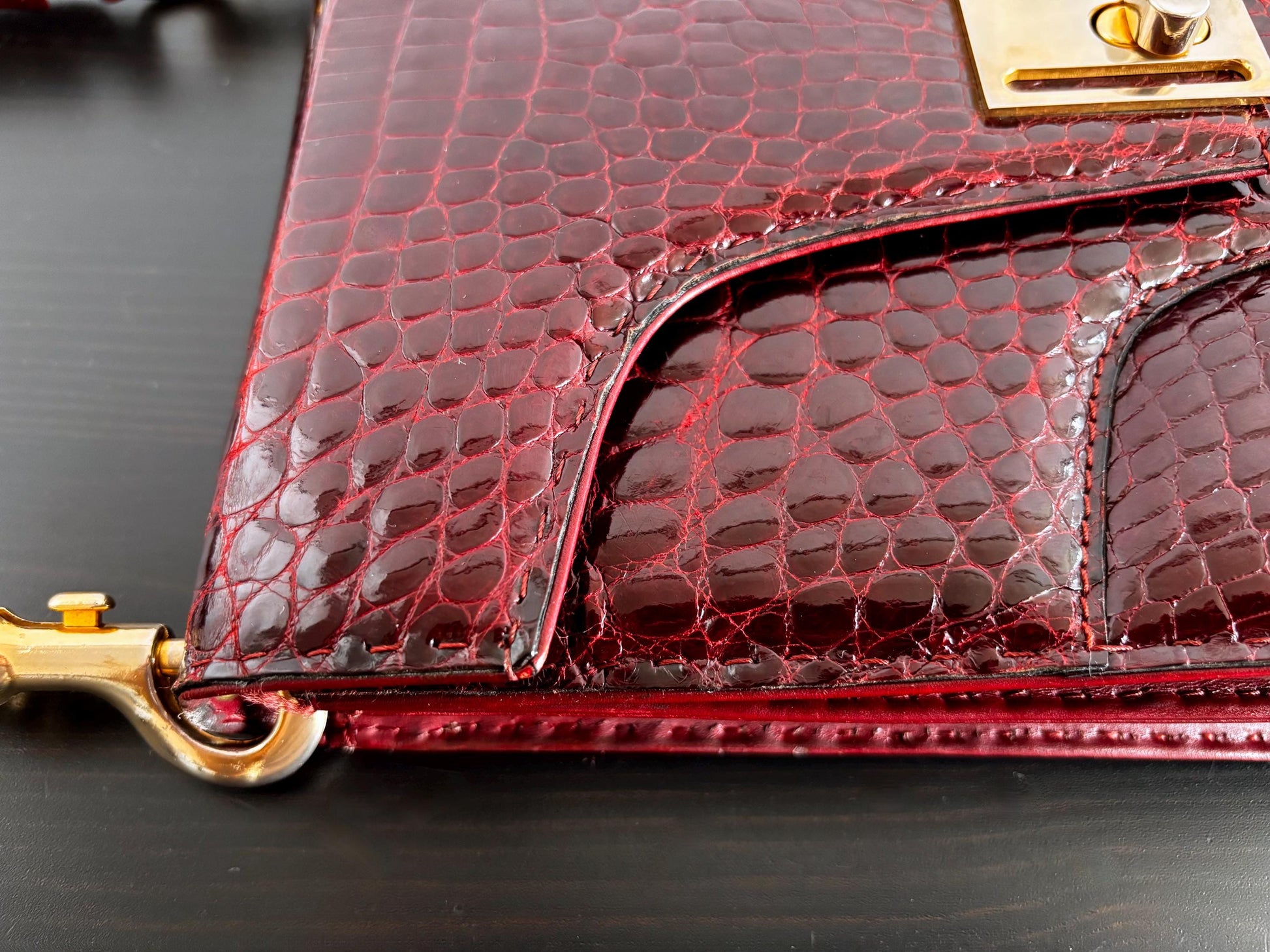 70's Burgundy vintage croc shoulder bag