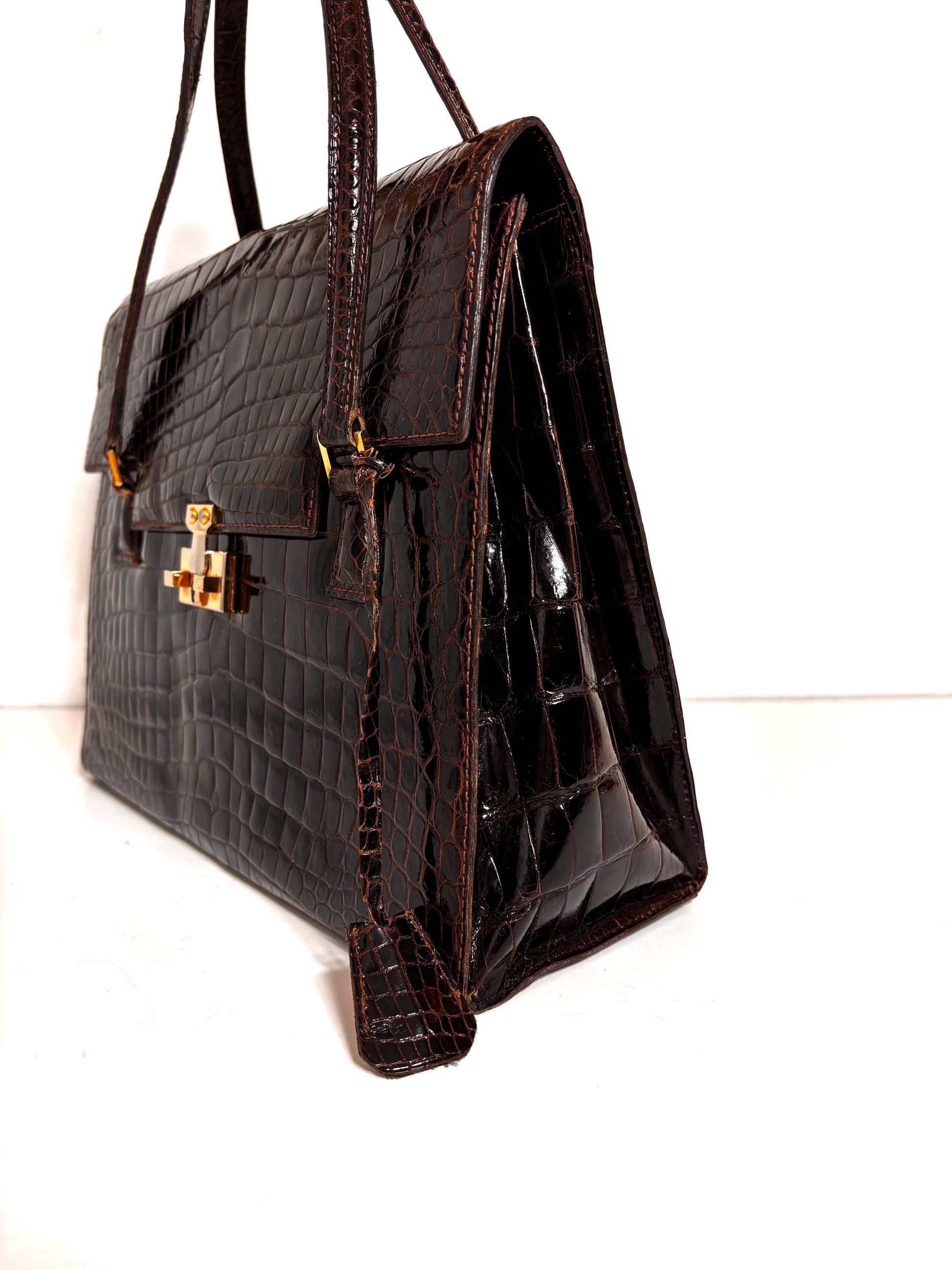 Vintage 70's, A Classic Brown Croc Handle Bag